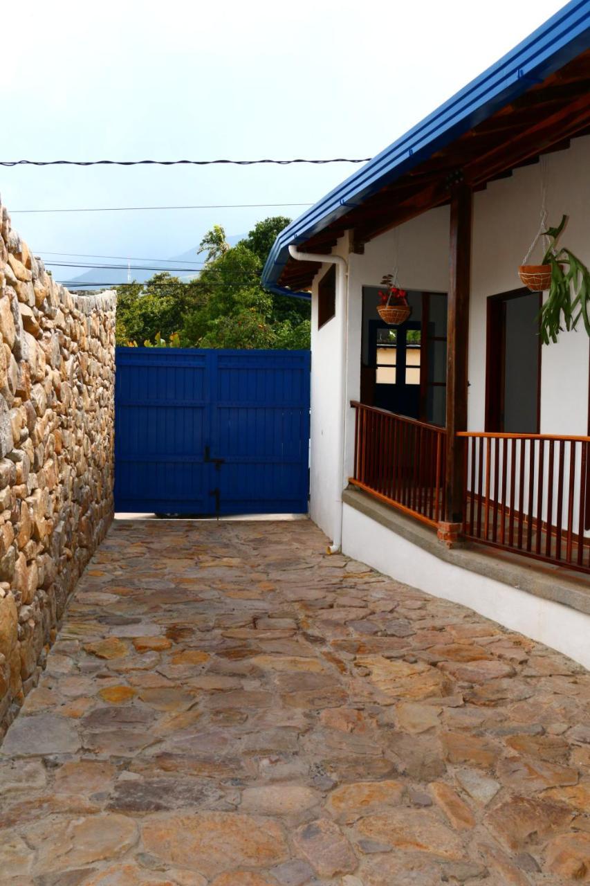 Casa Rayma Hotel Contratacion Exterior photo